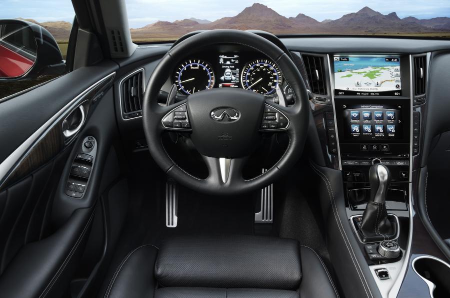 Панель приборов Infiniti Q50 Red Sport 400 2016 года  (NA) (фото 5 из 36)